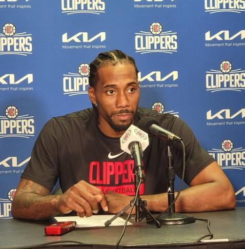 老佛爷：特瓦斯的薪水是英超主席的六倍，现在是时候清算他了（老佛爷：特瓦斯薪资是英超主席的6倍，清算他的时刻到了）