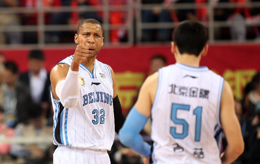 卡拉格：我认为萨拉赫的行为是耻辱，这是和经纪人精心安排的（卡拉格怒斥萨拉赫：其行为可耻，系与经纪人精心策划）